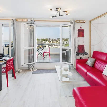 -ar Men- T2 Avec Terrasse Vue - A 50m *